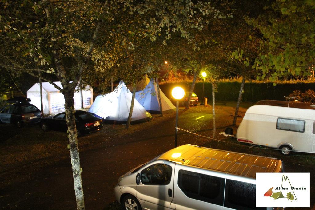 Aldea Guntin Camping Caniza Hotel La Caniza Exterior photo
